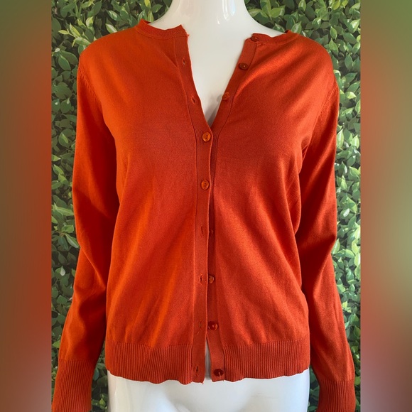 August Silk Blood Orange Silk Cardigan - Picture 4 of 9